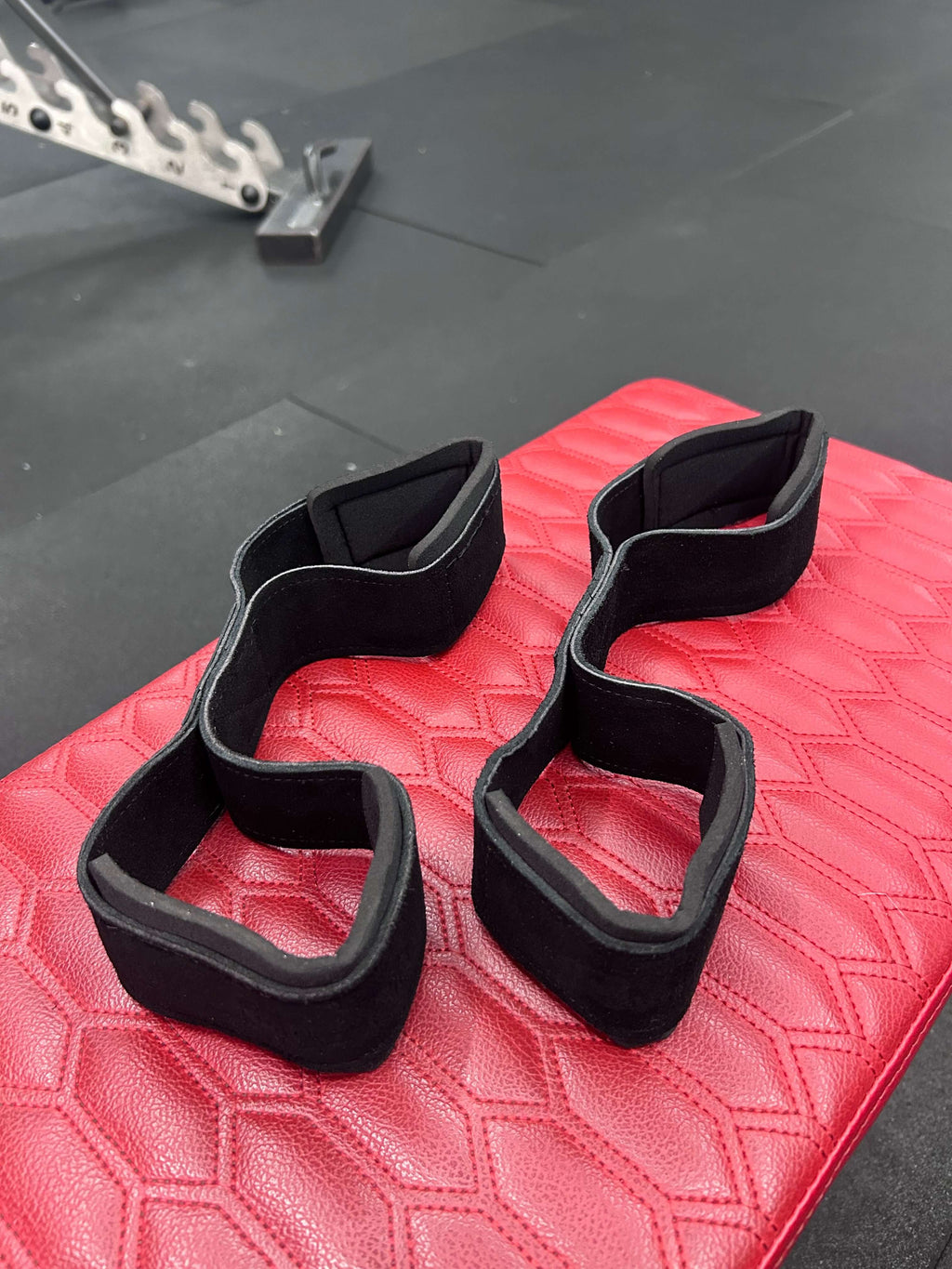 GymPin Leather Figure 8 Straps