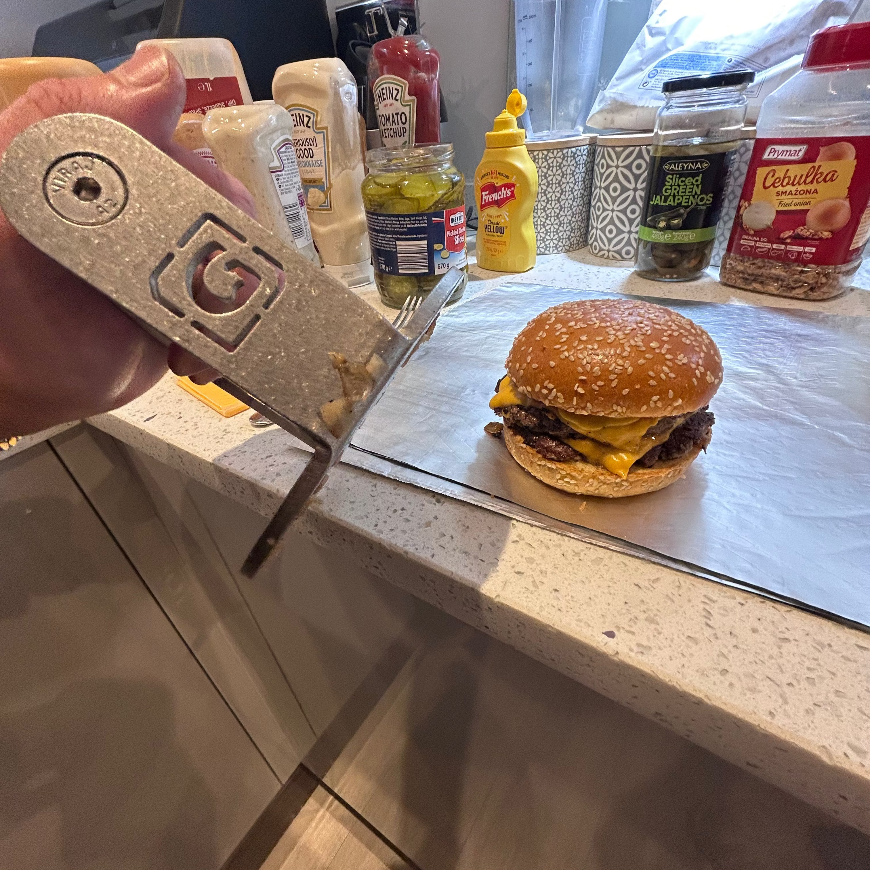 BURGER PATTY PRESS 5 INCH
